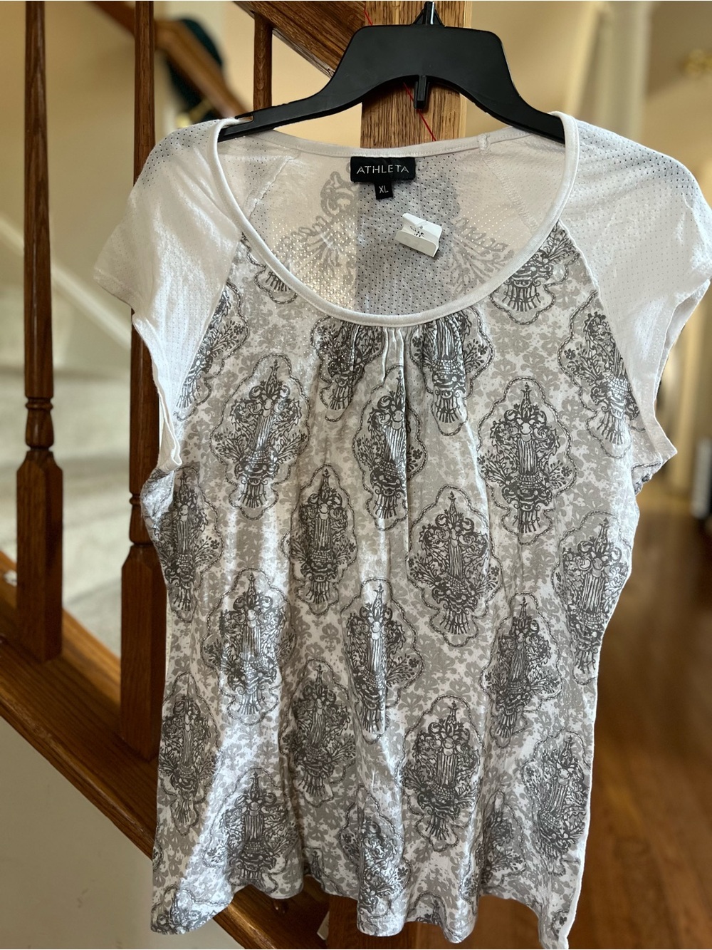 Athleta White and Gray Scoop Neck Printed Short Sleeve Top